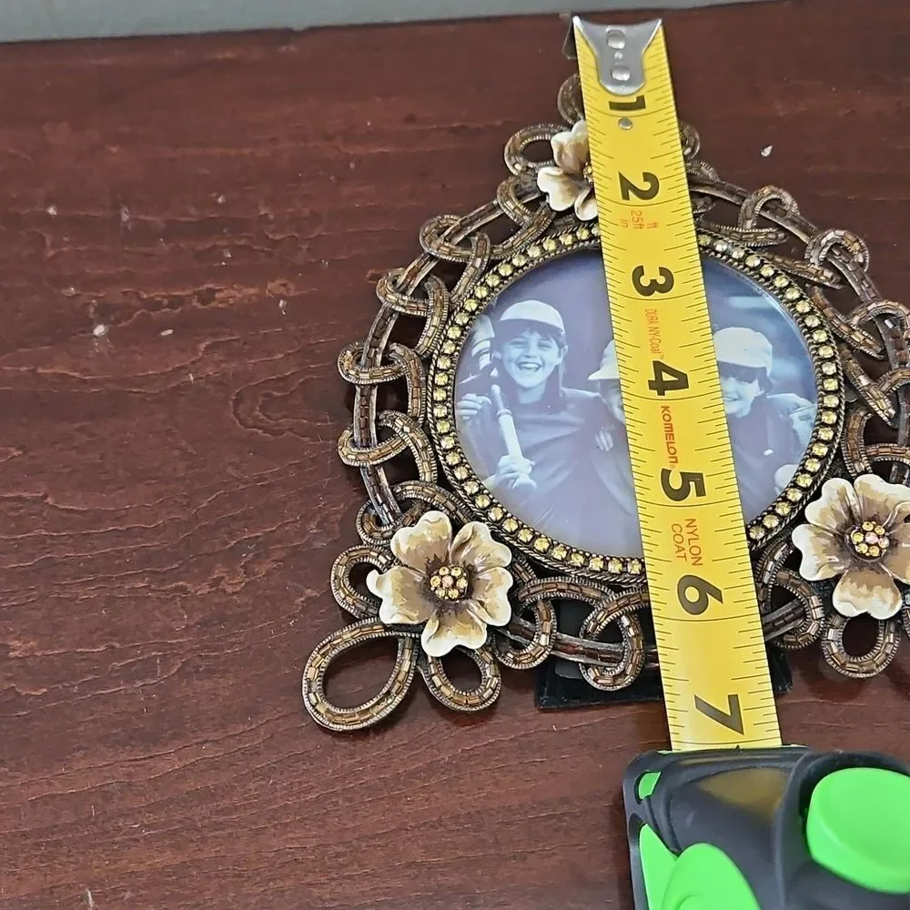 Vintage Floral Photo Frame